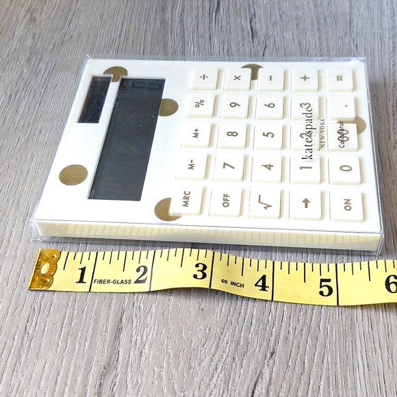 ♠️ Kate Spade New York solar office desk calculator. Gold Dot. New! - Picture 4 of 8